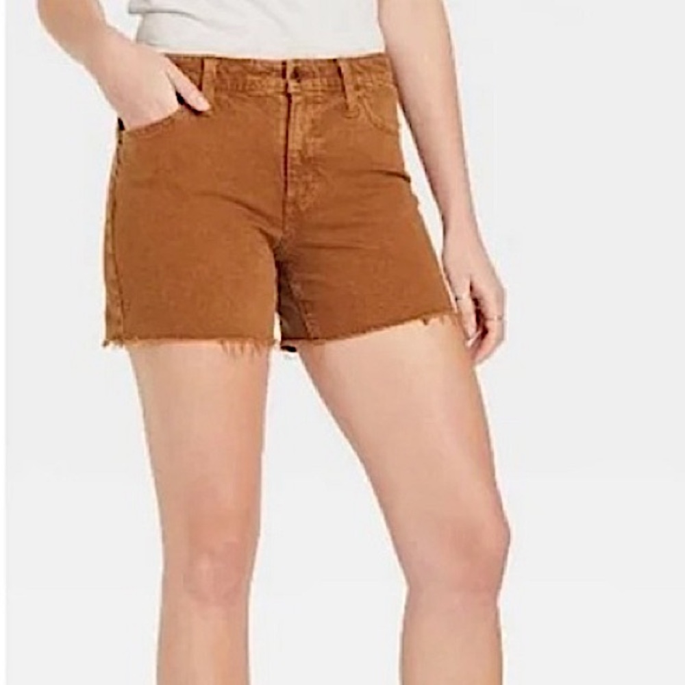 Universal Thread Women’s High Rise Vintage Jean Shorts Brown Size 8